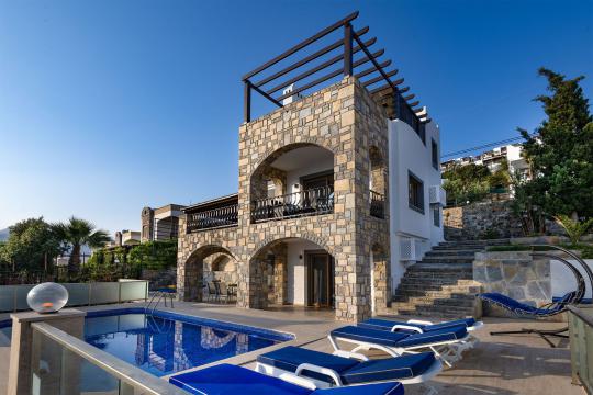 Villa Honeymoon