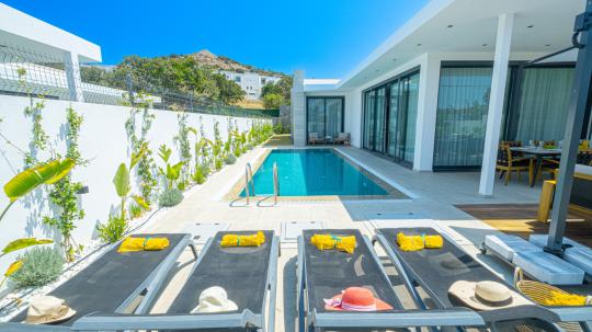 Villa Romeo & Bodrum Yalıkavak Kiralık Villalar