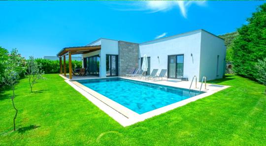 Villa Paris & Bodrum Yalıkavak Kiralık Villalar