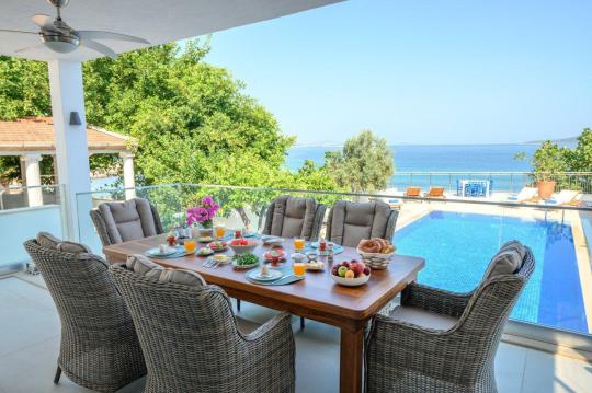 Villa Peppe - Güvercinlik Kiralık Villa | Bodrum Villa Kiralama